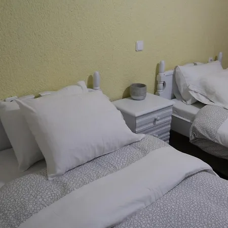 Dimos Apartment *